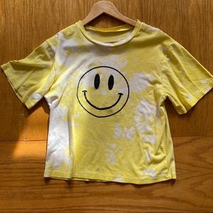 Relaxed fit bleach dye smiley face tshirt